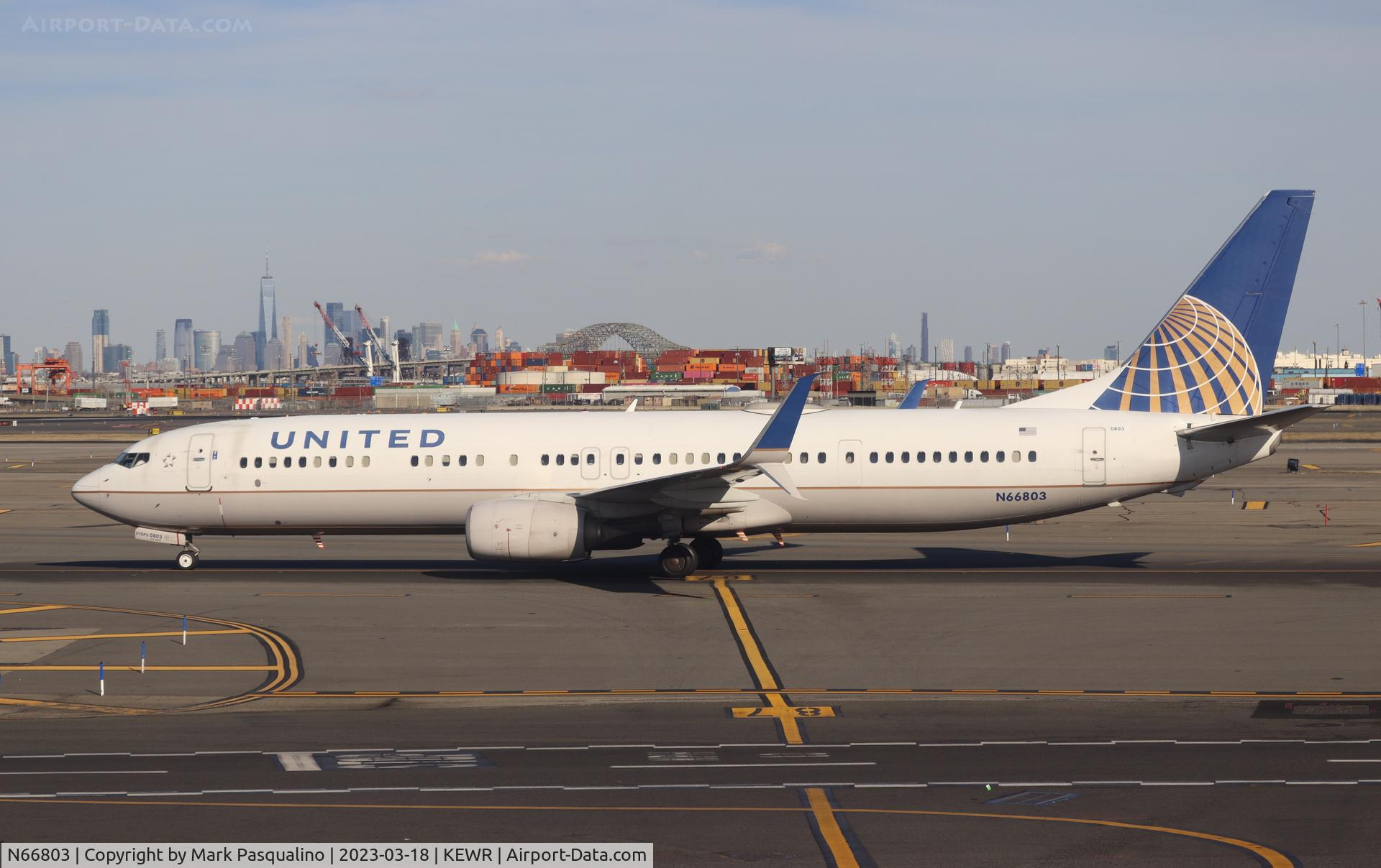 N66803, 2013 Boeing 737-924/ER C/N 42817, Boeing 737-924/ER