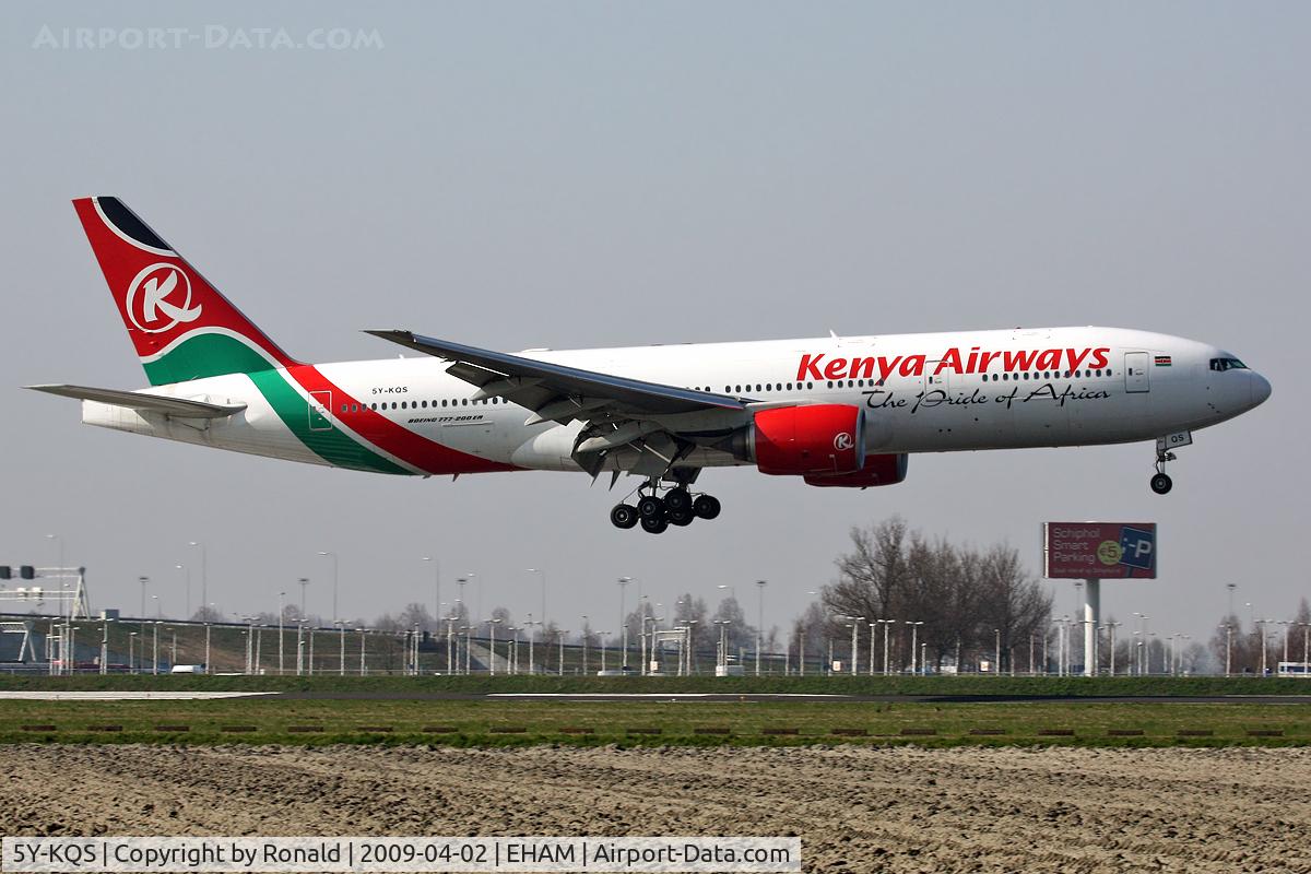 5Y-KQS, 2005 Boeing 777-2U8/ER C/N 33683, at spl