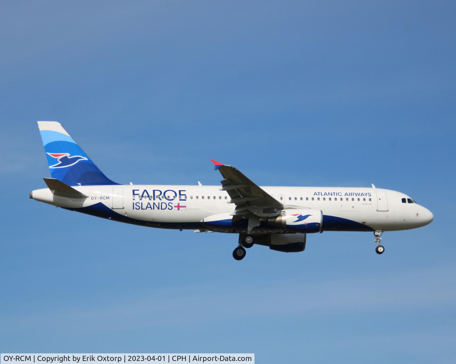 OY-RCM, 2012 Airbus A320-214 C/N 5084, OY-RCM  landing rw 04L