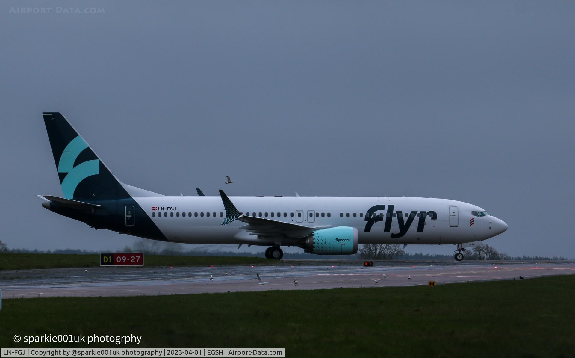 LN-FGJ, 2022 Boeing 737-8 MAX C/N 65903, Arriving at Norwich for respray into Norwegian livery