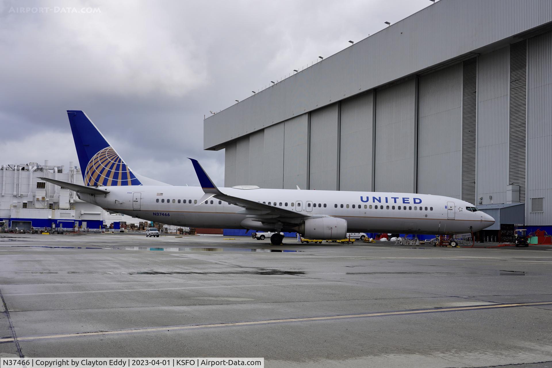 N37466, 2013 Boeing 737-924/ER C/N 31644, SFO 2023.