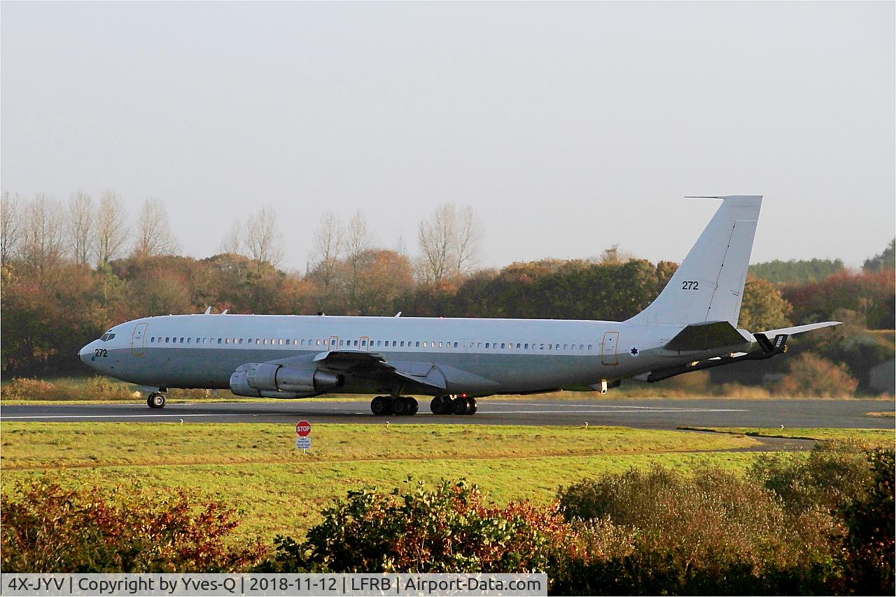 4X-JYV, 1975 Boeing 707-3L6C C/N 21096, Boeing 707-3L6C, Lining up rwy 25L, Brest-Bretagne Airport (LFRB-BES)