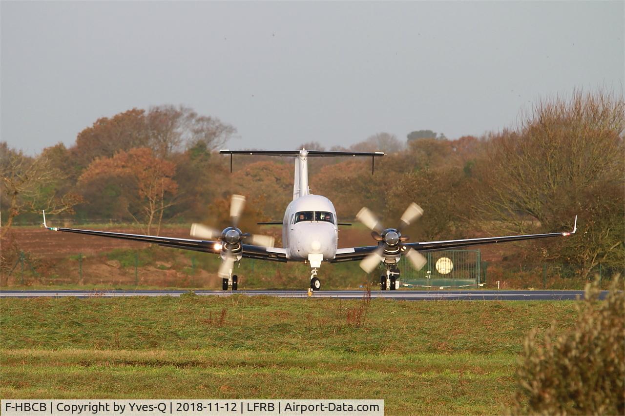 F-HBCB, 1999 Raytheon 1900D C/N UE-390, Beech 1900D, Lining up rwy 25L, Brest-Bretagne Airport (LFRB-BES)
