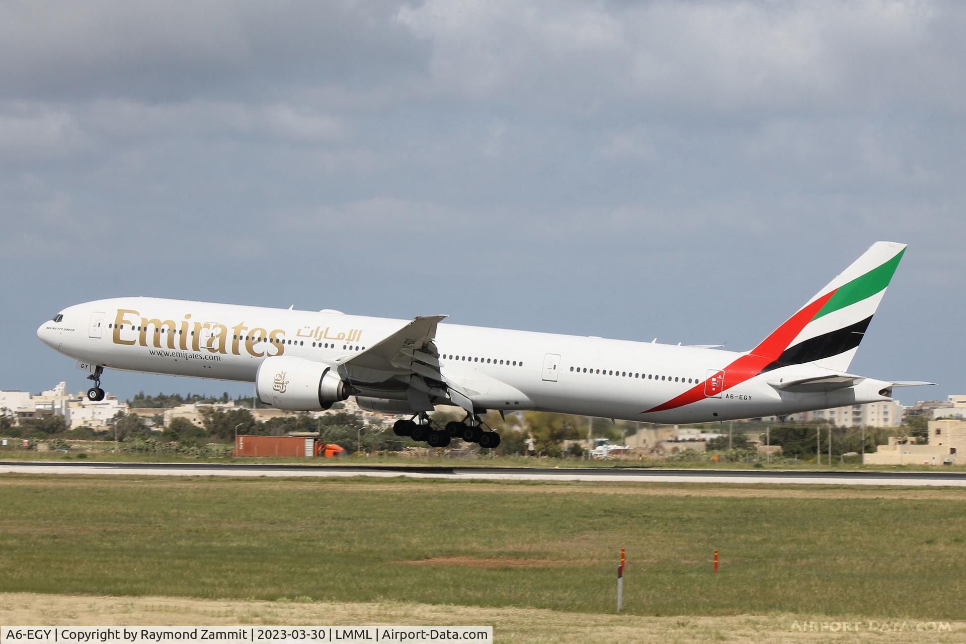 A6-EGY, 2012 Boeing 777-31H/ER C/N 41080, B777 A6-EGY Emirates Airlines