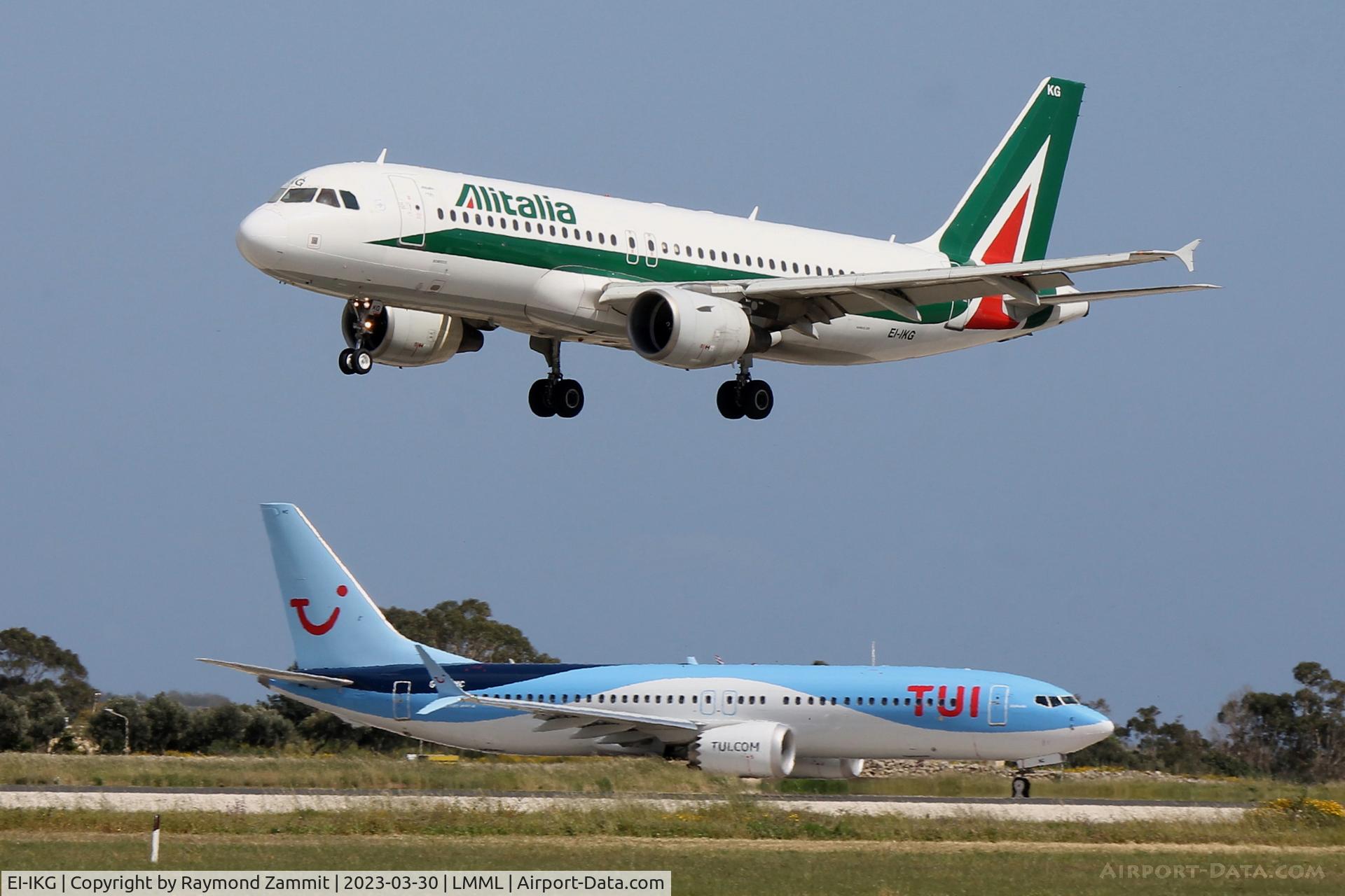 EI-IKG, 2001 Airbus A320-214 C/N 1480, A320 EI-IKG seen here still in the Alitalia colours awaiting for the new all blueish livery for ITA.