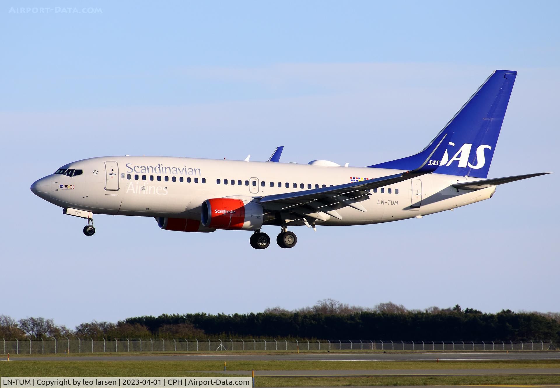 LN-TUM, 2002 Boeing 737-705 C/N 29098, Copenhagen 1.4.2023