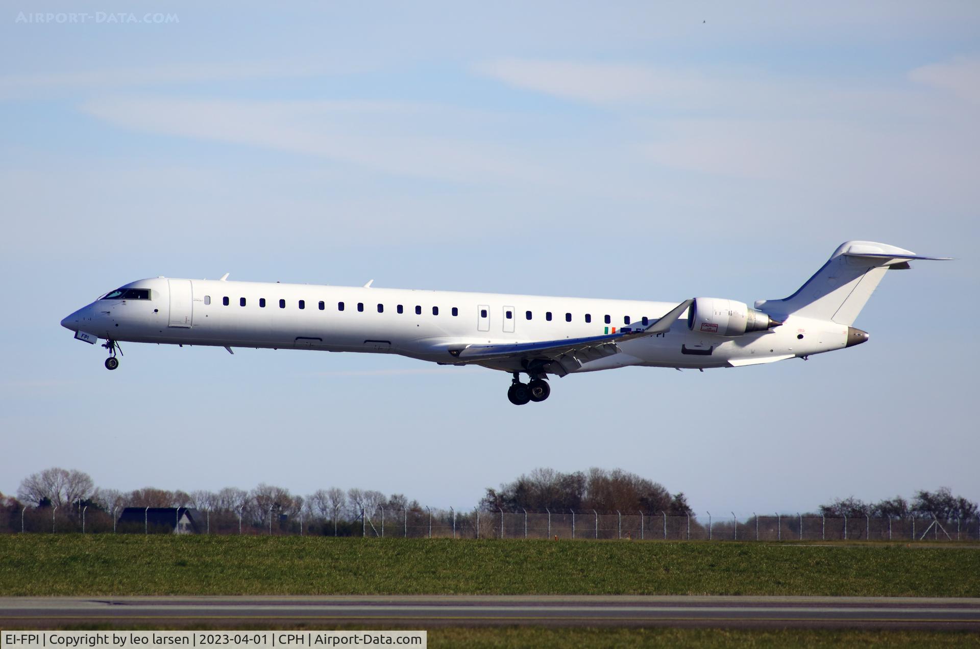 EI-FPI, 2016 Bombardier CRJ-900LR (CL-600-2D24) C/N 15425, Copenhagen 1.4.2023