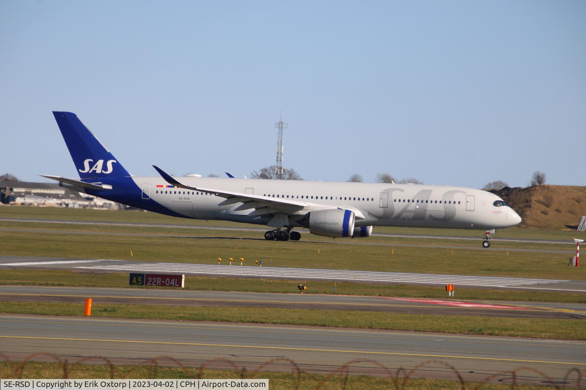 SE-RSD, 2020 Airbus A350-941 C/N 418, SE-RSD taxi for takeoff rw 04R