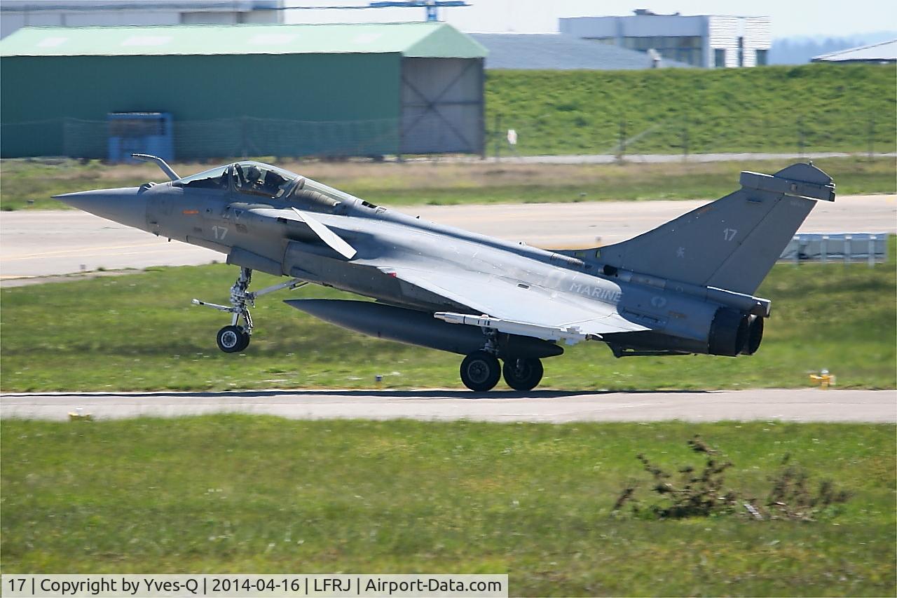 17, Dassault Rafale M C/N 17, Dassault Rafale M, Touchdown rwy 08, Landivisiau naval air base  (LFRJ)