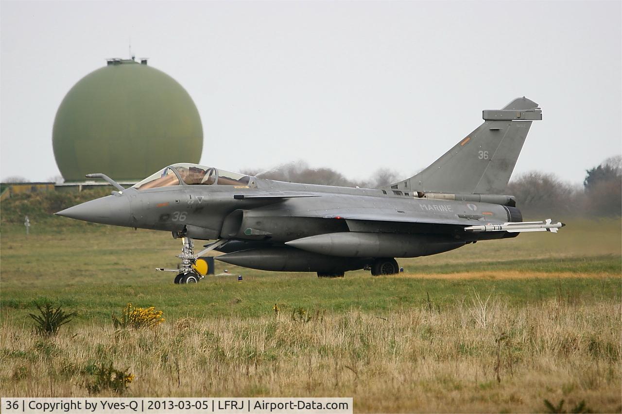 36, Dassault Rafale M C/N 36, Dassault Rafale M, Taxiing, Landivisiau naval air base  (LFRJ)