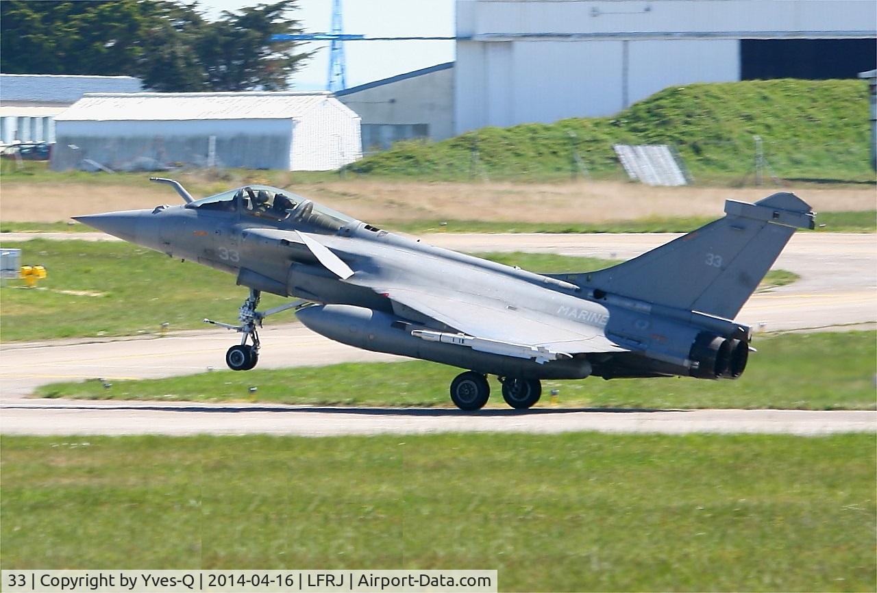 33, Dassault Rafale M C/N 33, Dassault Rafale M, Touchdown rwy 08, Landivisiau naval air base  (LFRJ)