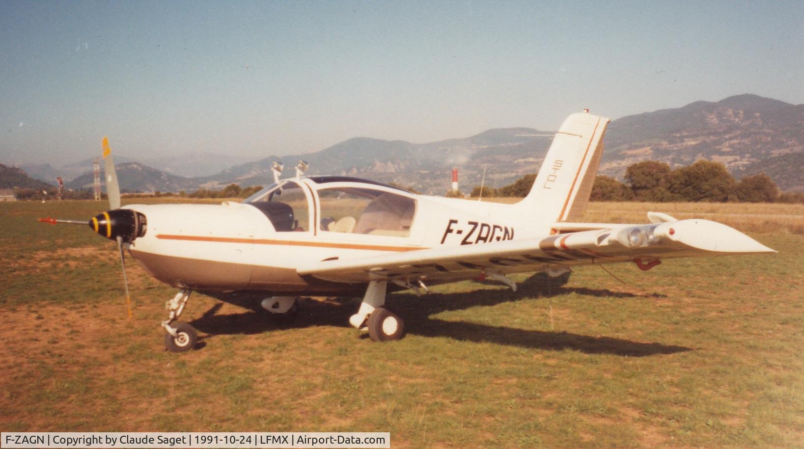 F-ZAGN, Socata 235E C/N 13022, Pic taken at LFMX during a towing campaign