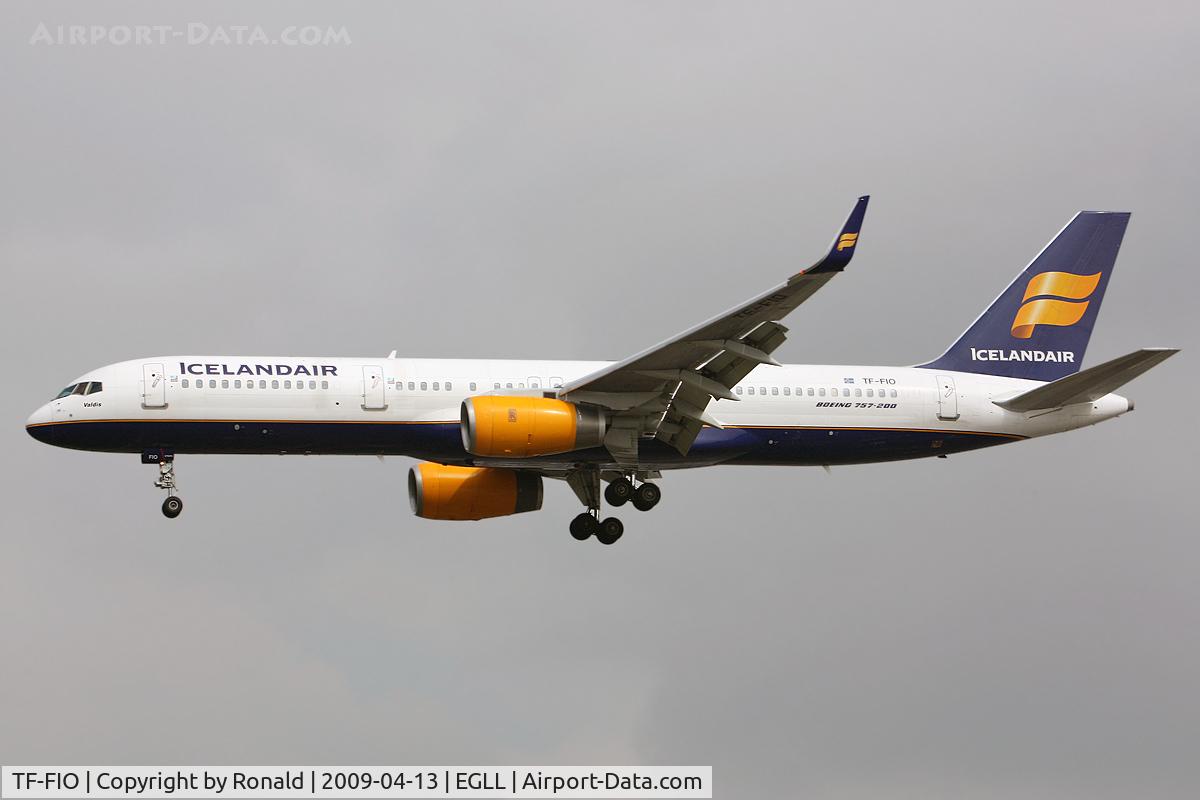 TF-FIO, 1999 Boeing 757-208 C/N 29436, at lhr