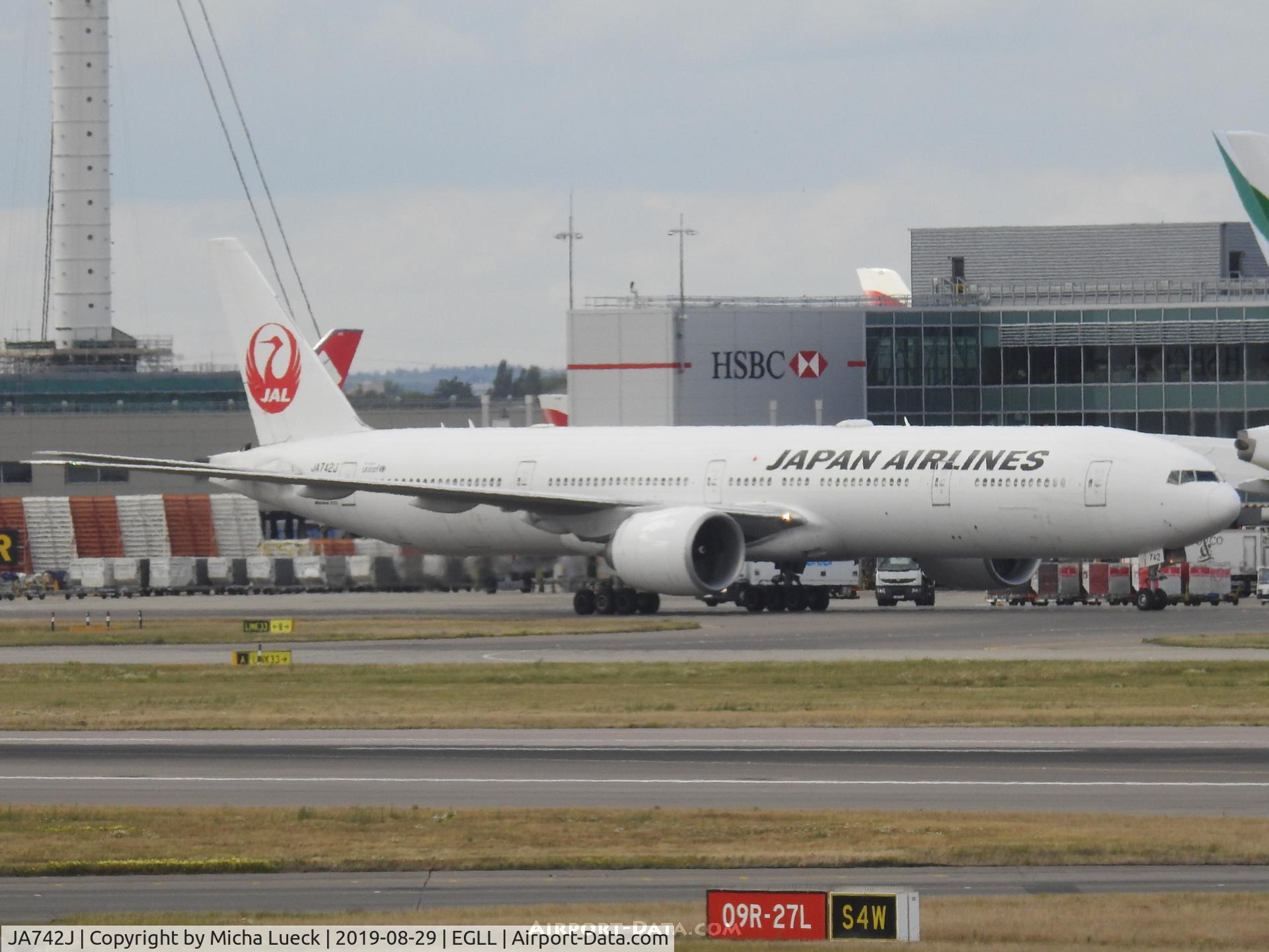 JA742J, 2009 Boeing 777-346/ER C/N 36129, At Heathrow