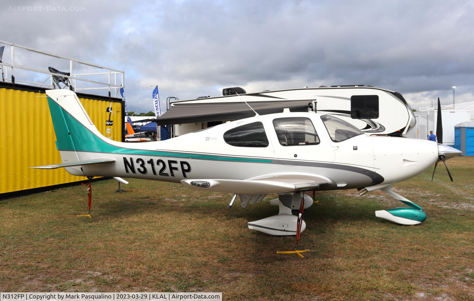 N312FP, 2014 Cirrus SR22 C/N 4069, Cirrus SR22