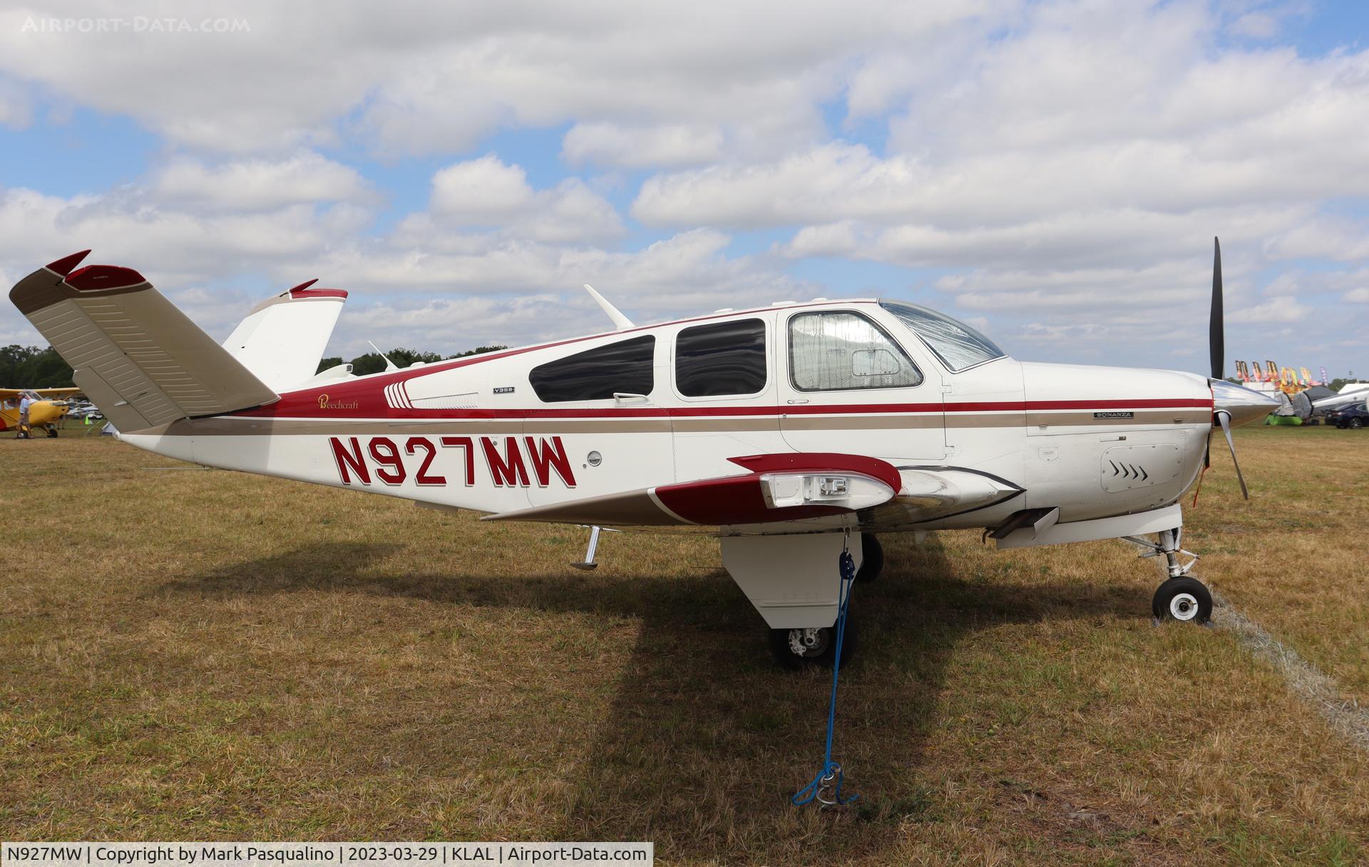 N927MW, 1973 Beech V35B Bonanza C/N D-9546, Beech V35B