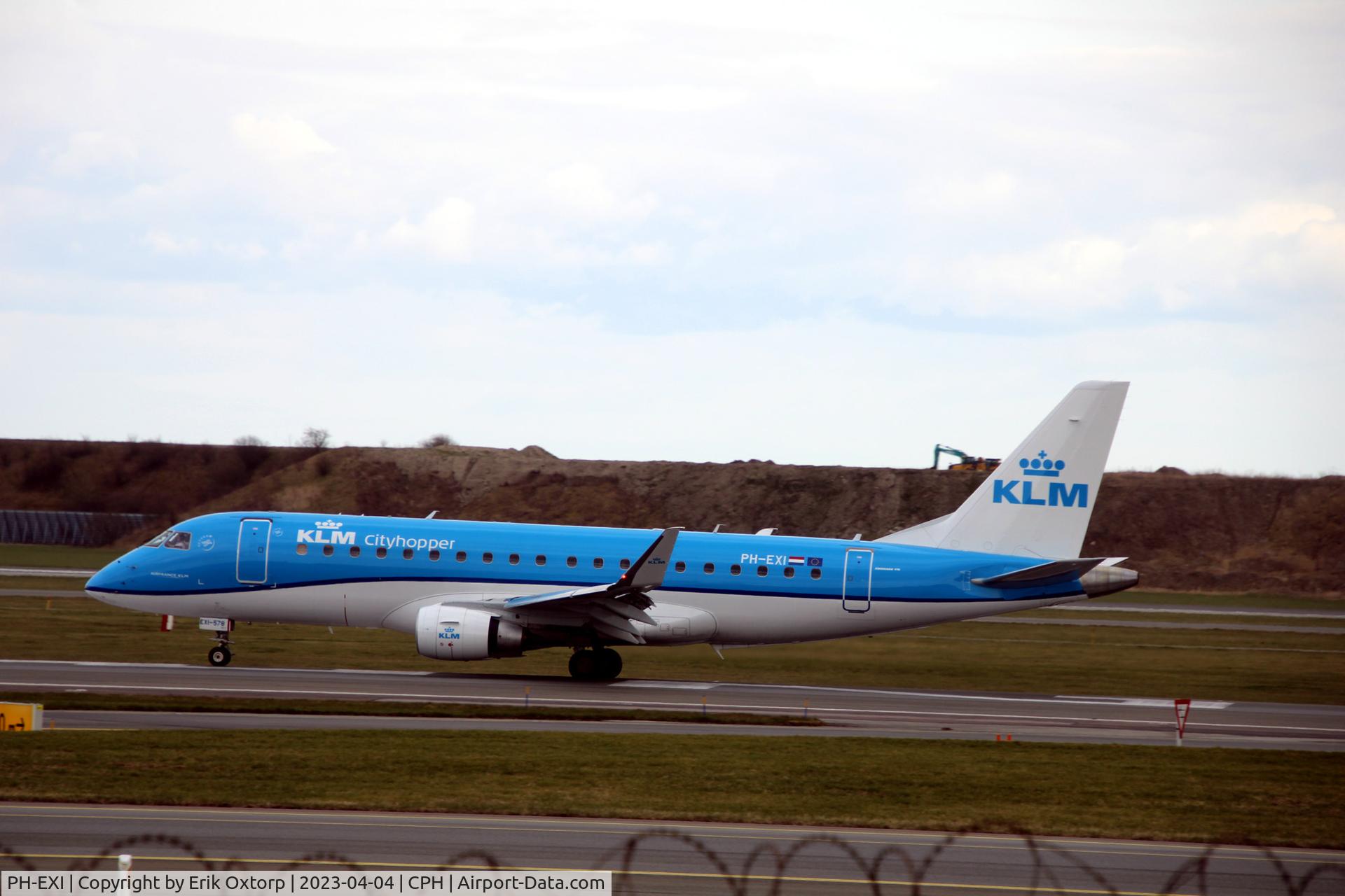PH-EXI, 2016 Embraer 175STD (ERJ-170-200) C/N 17000578, PH-EXI landed rw  04L