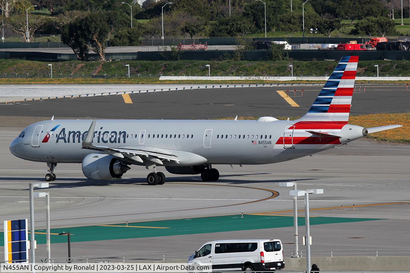 N455AN, 2022 Airbus A321-253NX C/N 10840, at lax