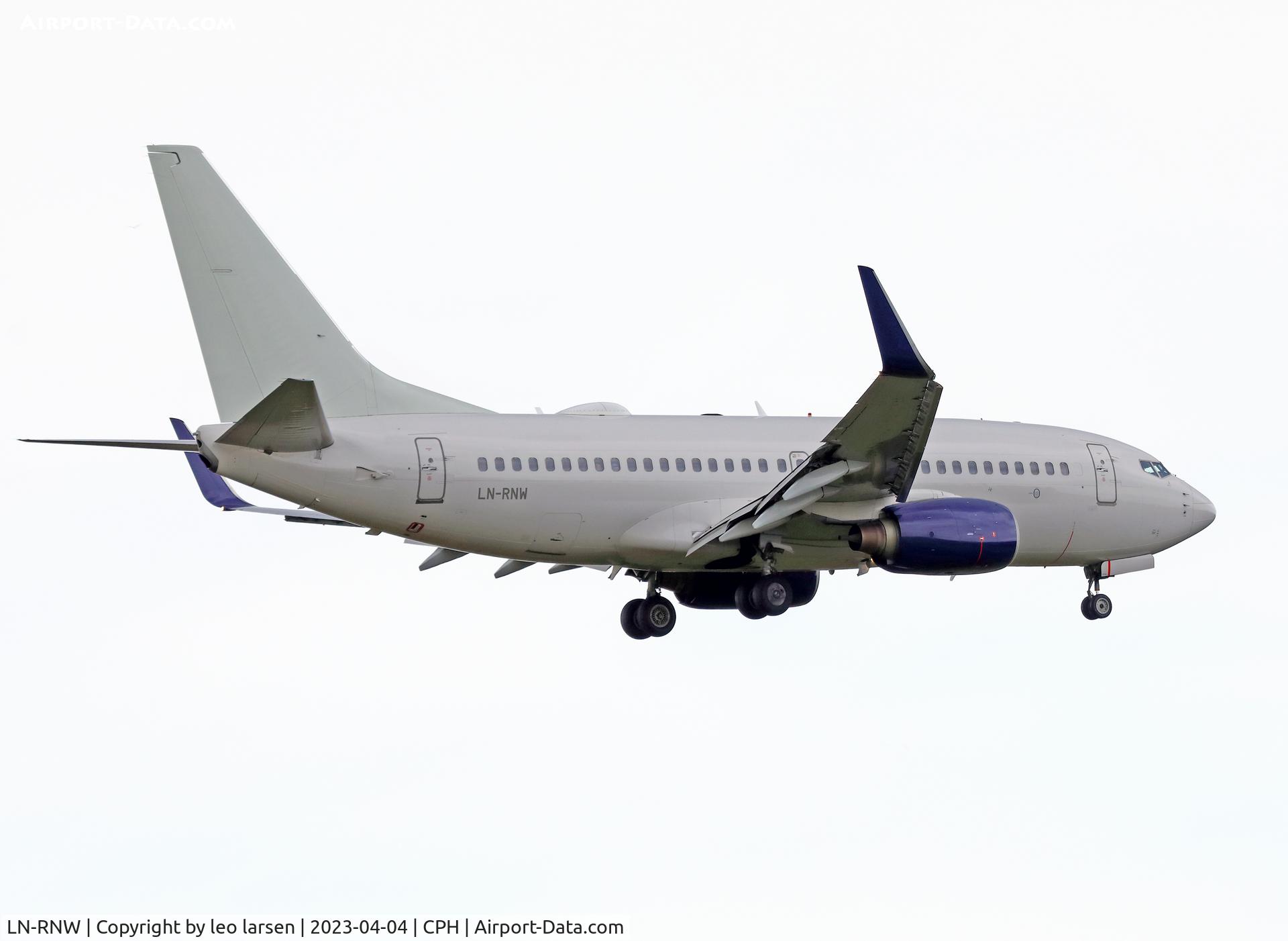 LN-RNW, 2010 Boeing 737-783 C/N 34549, Copenhagen 4.4.2023 in non standard c-s.to be sold?