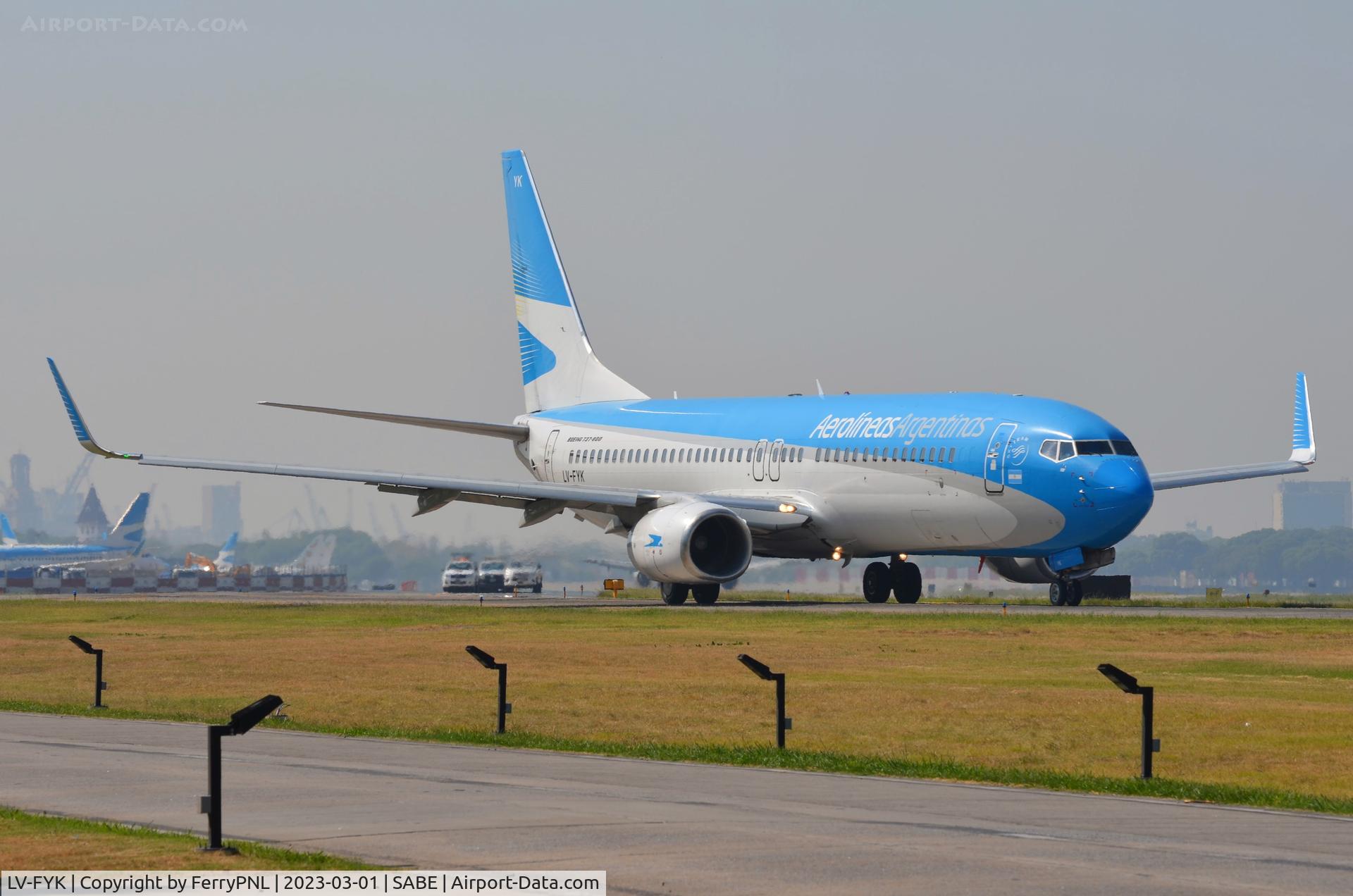 LV-FYK, 2015 Boeing 737-8MB C/N 43882, AR B738 about to line-up