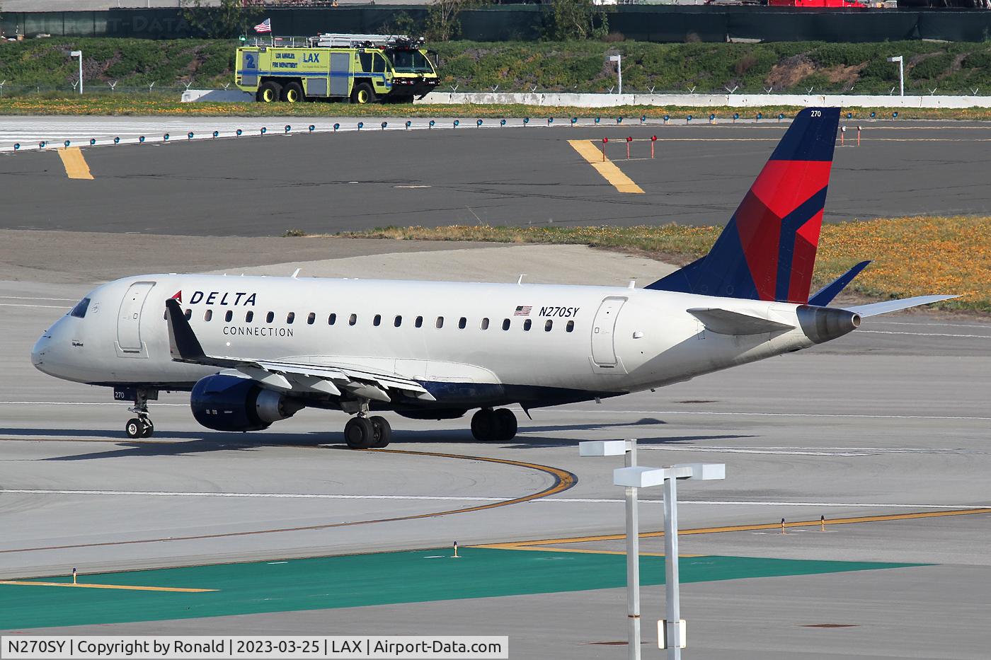 N270SY, 2018 Embraer 175LR (ERJ-170-200LR) C/N 17000728, at lax