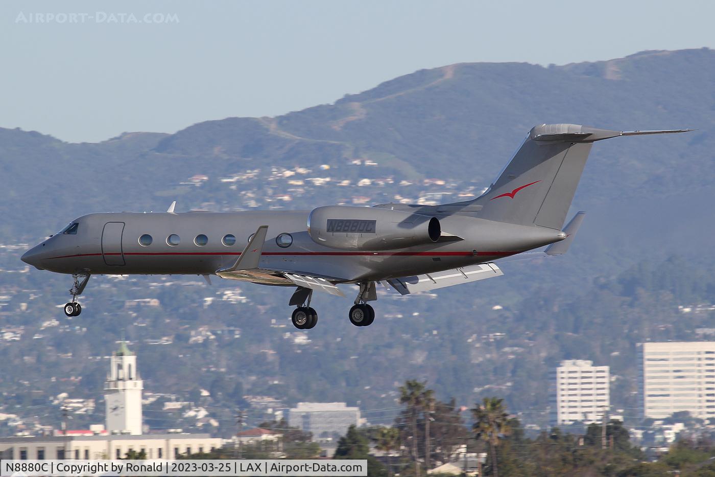 N8880C, Universal Stinson 108-1 C/N 108-3880, at lax