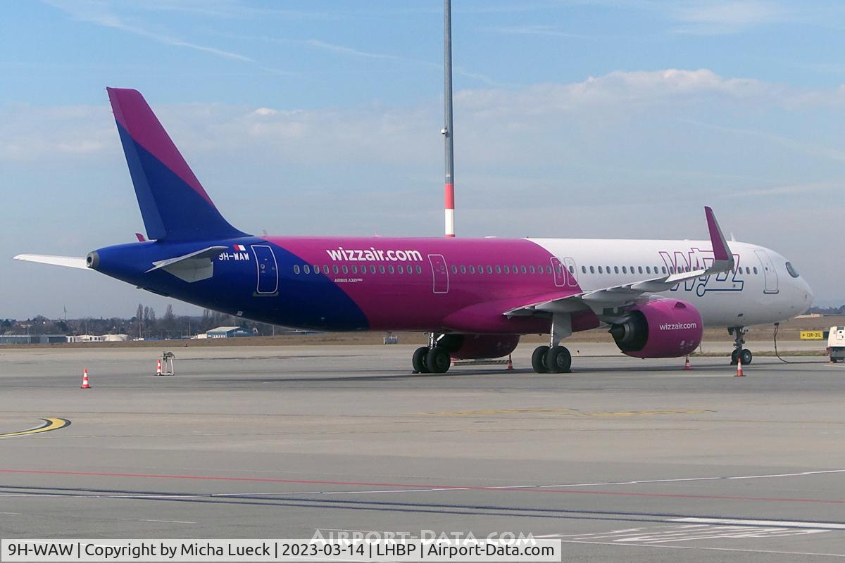 9H-WAW, 2022 Airbus A321-271NX C/N 11087, At Budapest