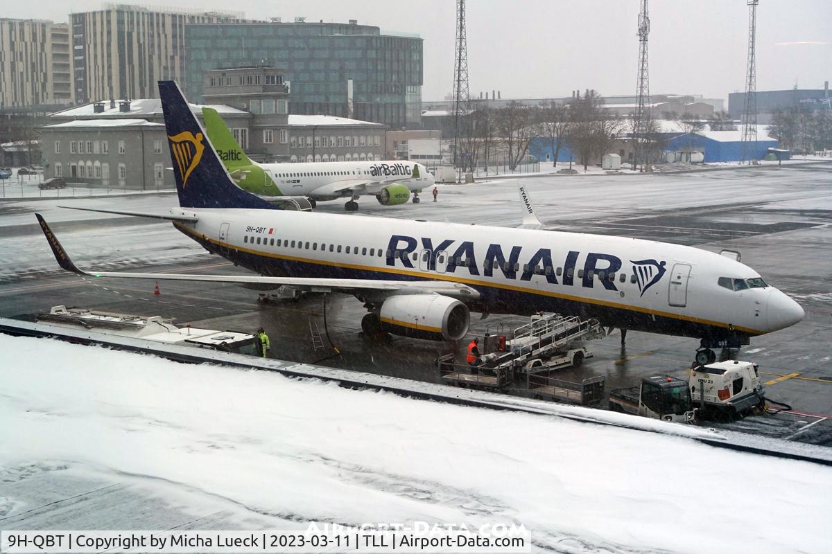 9H-QBT, 2016 Boeing 737-8AS C/N 44717, At Tallinn