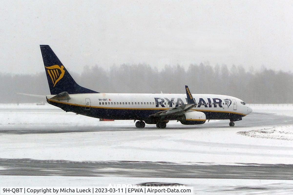 9H-QBT, 2016 Boeing 737-8AS C/N 44717, Disappearing into the snow...