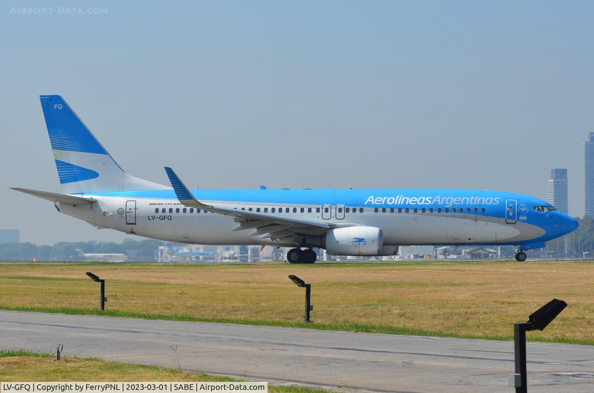 LV-GFQ, 2016 Boeing 737-8SH C/N 41338, AR B738 holding short of runway