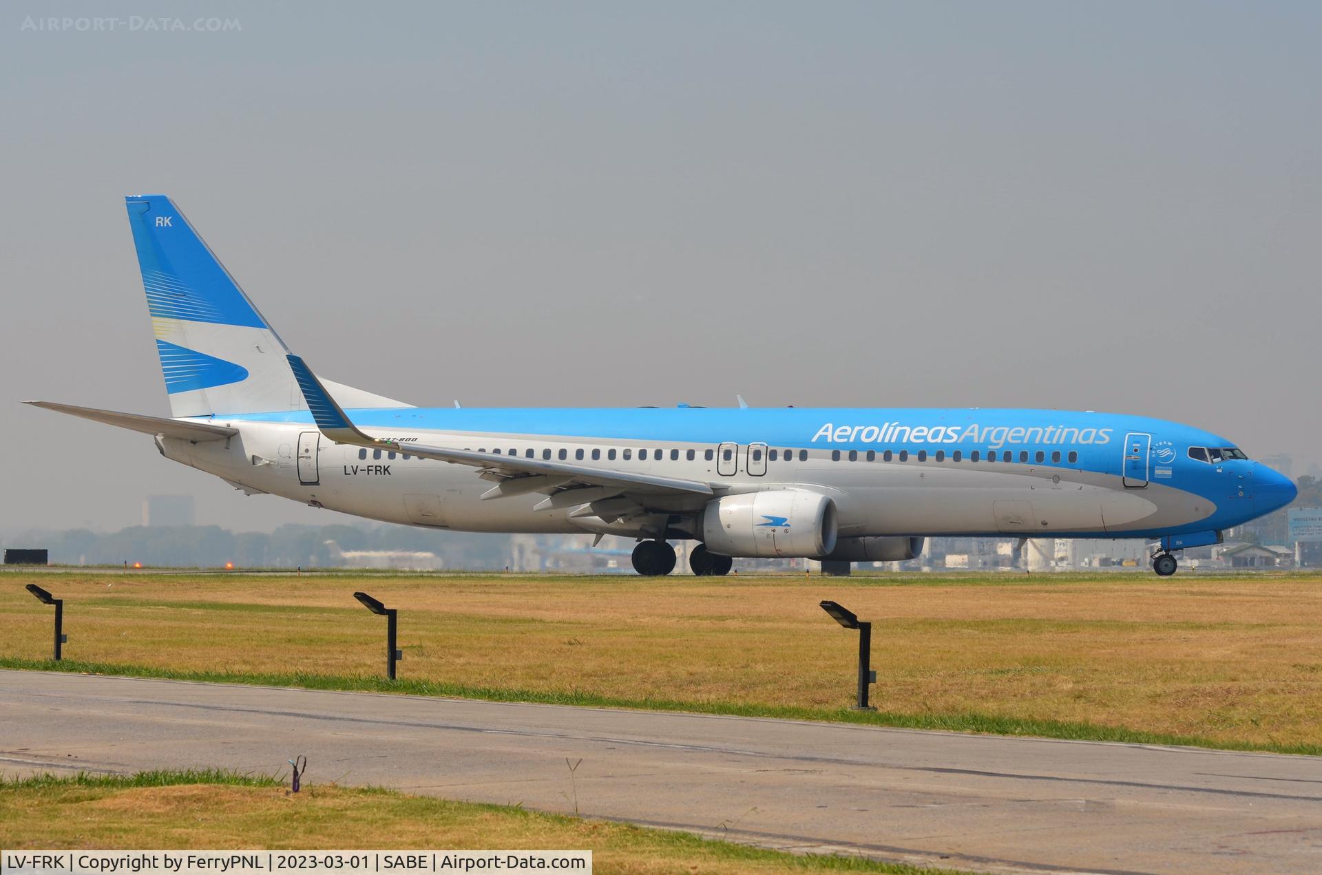 LV-FRK, 2013 Boeing 737-8BK C/N 41560, B738 departing