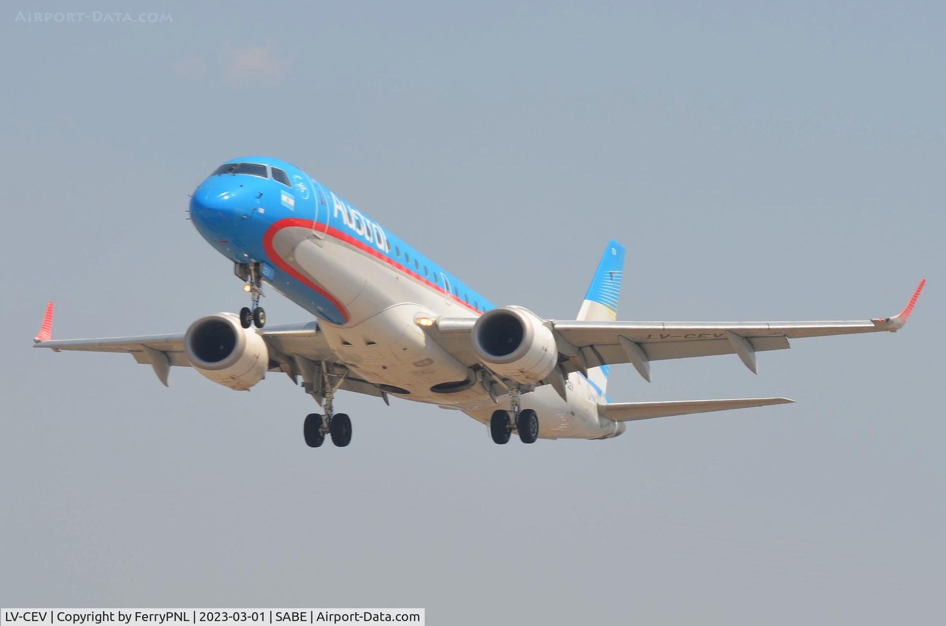 LV-CEV, 2010 Embraer 190AR (ERJ-190-100IGW) C/N 19000390, Austral ERJ190 on short final