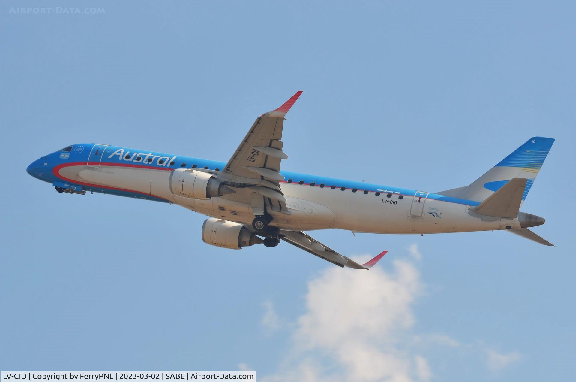 LV-CID, 2011 Embraer ERJ-190AR (ERJ-190-100 IGW) C/N 19000409, Austral ERJ190 taking-off