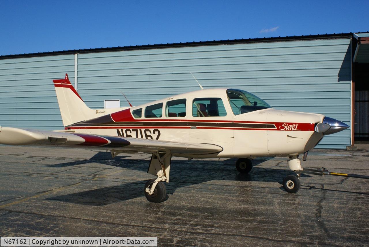 N67162, 1983 Beech C24R Sierra C/N MC-795, N67162