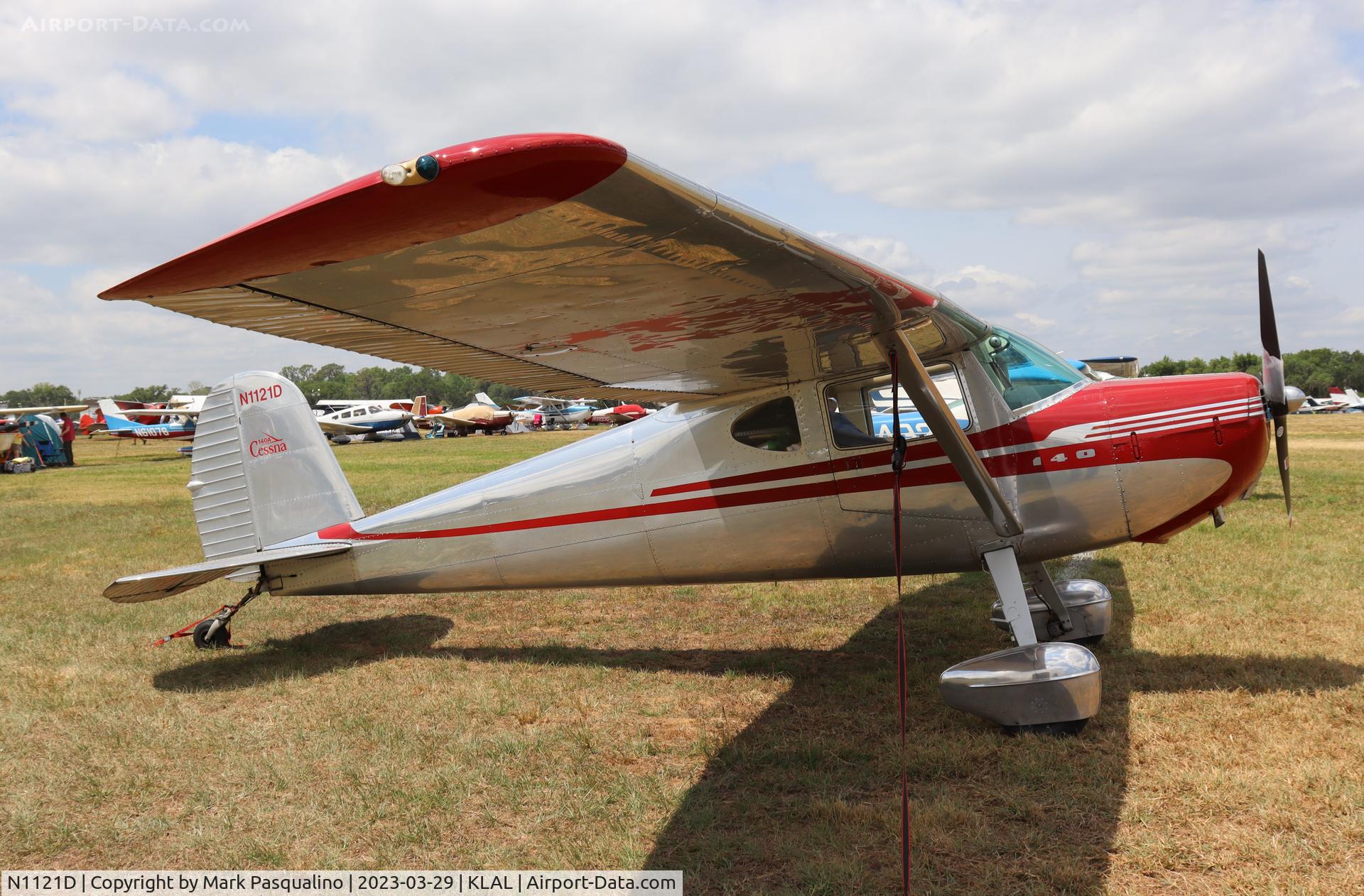 N1121D, 1950 Cessna 140A C/N 15685, Cessna 140A