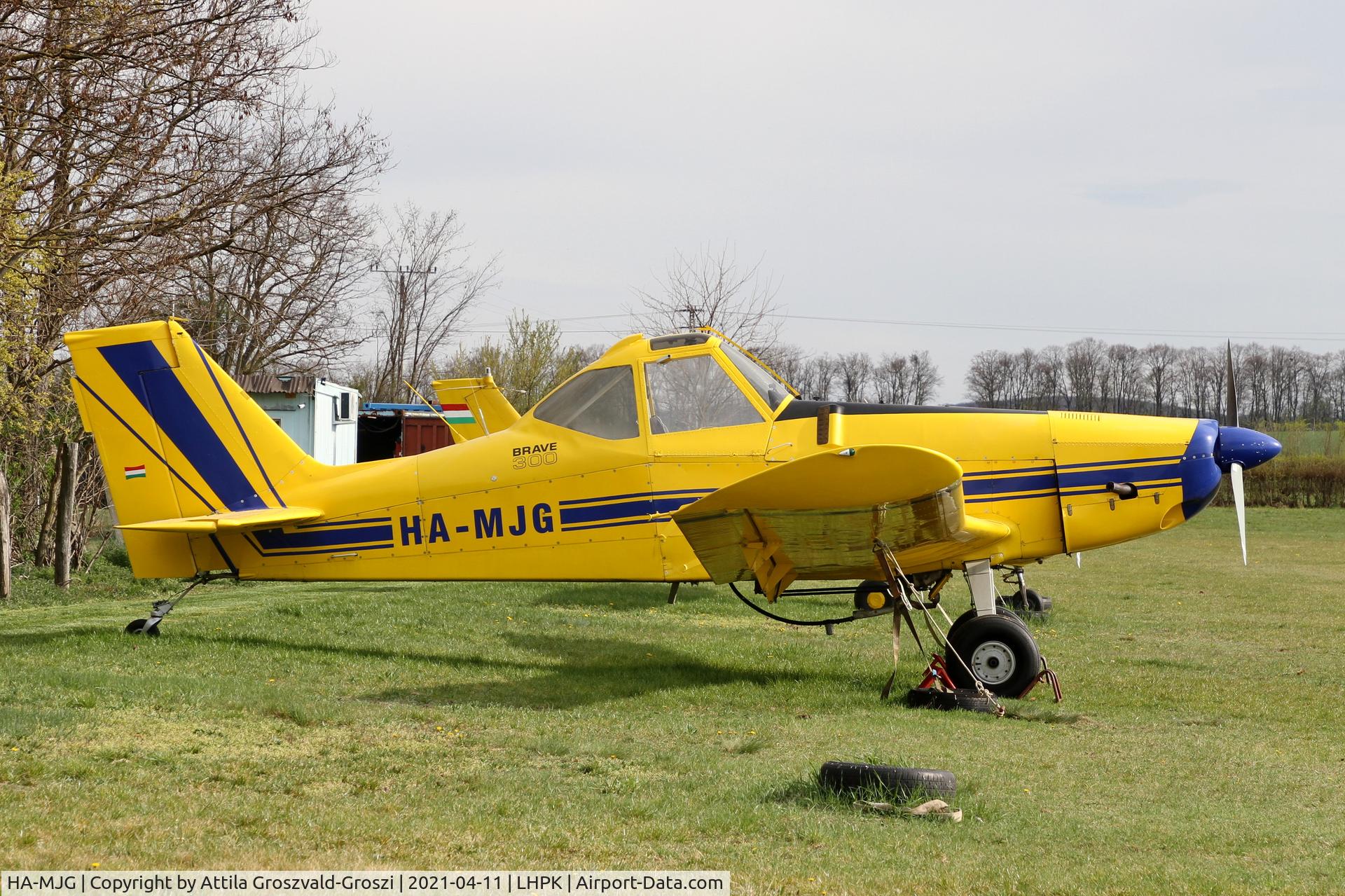 HA-MJG, 1978 Piper PA-36-300 Pawnee Brave C/N 36-7860088, LHPK - Siófok-Kiliti, Papkutapuszta Airport, Hungary