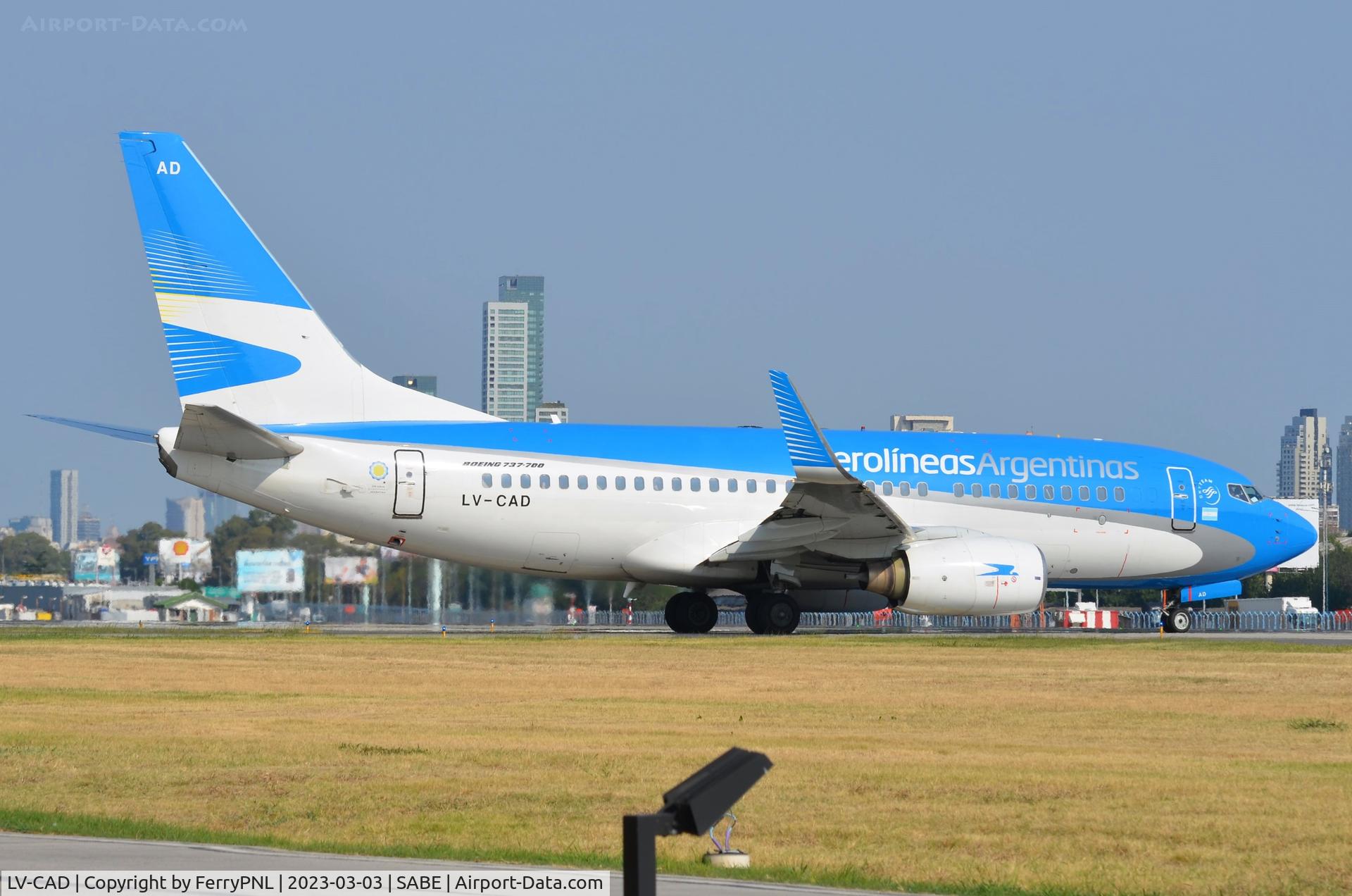 LV-CAD, 2006 Boeing 737-76N C/N 32680, Lining-up of AR B737