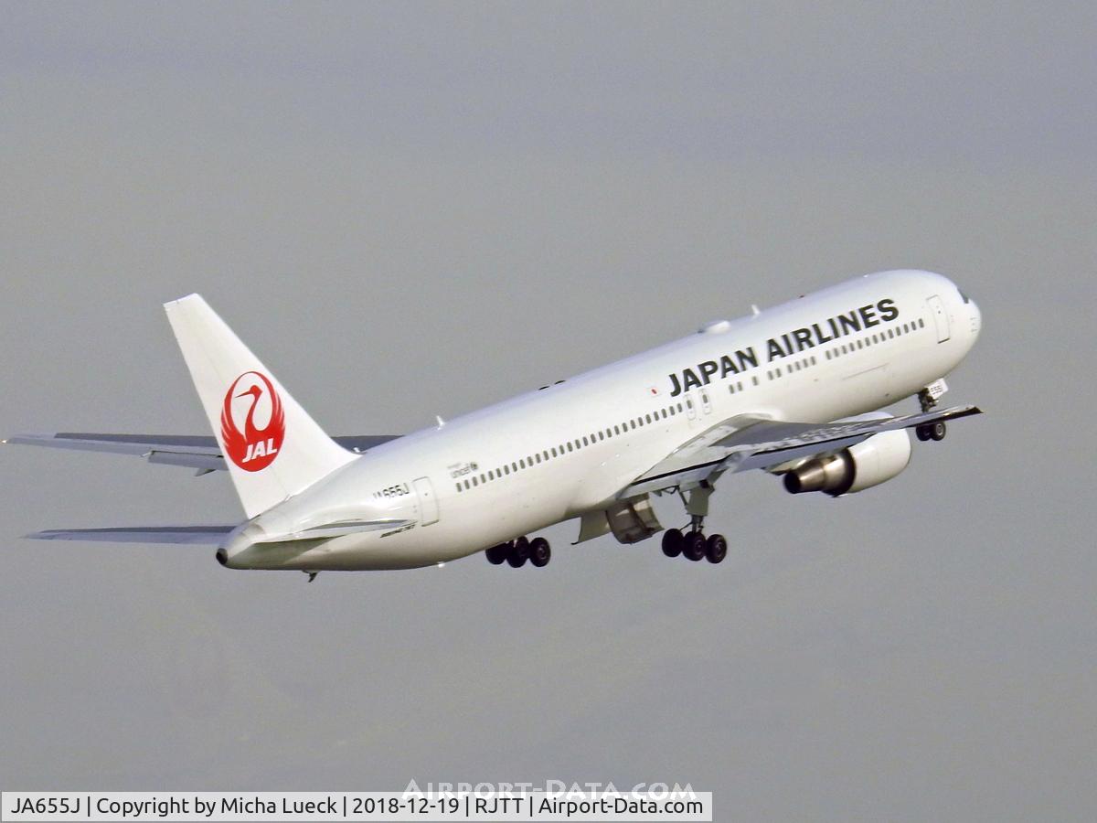 JA655J, 2011 Boeing 767-346/ER C/N 40367, At Haneda
