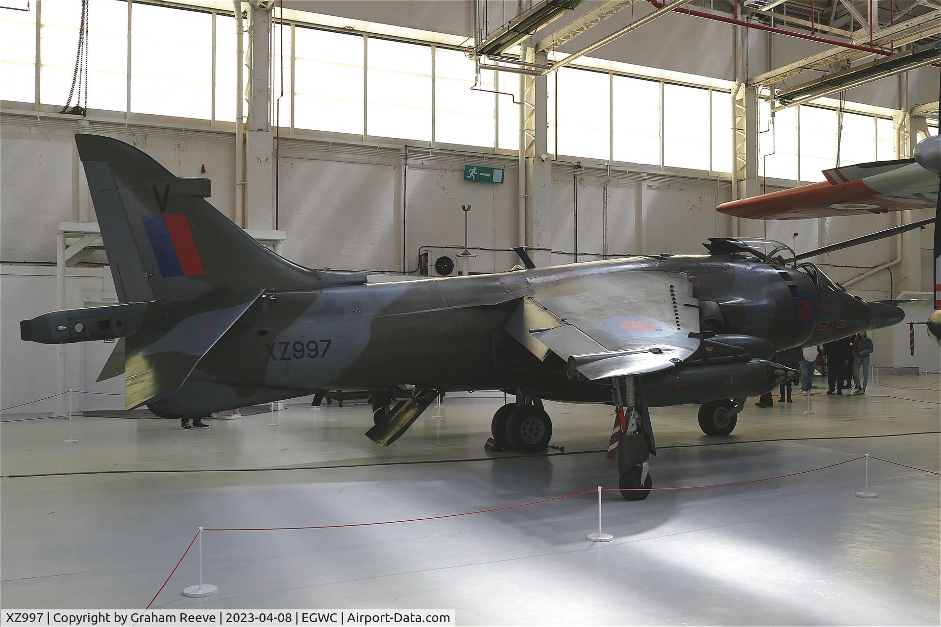 XZ997, British Aerospace Harrier GR.3 C/N 712220, On display at the RAF Museum, Cosford.