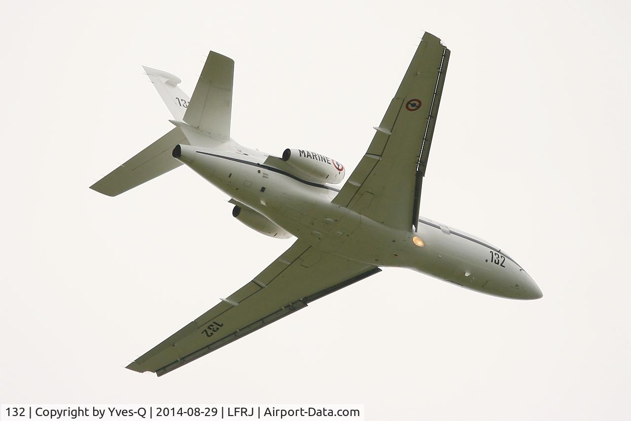 132, 1983 Dassault Falcon 50 Surmar C/N 132, Dassault Falcon 50 Surmar, Climbing from rwy 26, Landivisiau Naval Air Base (LFRJ)