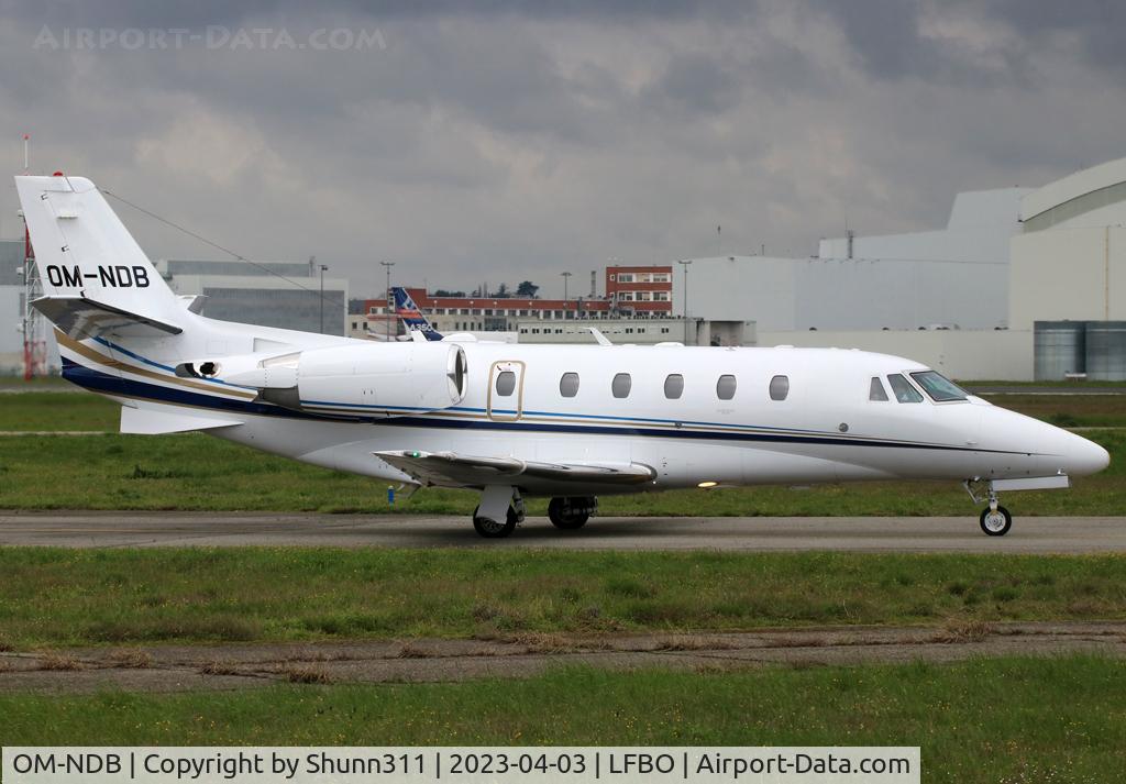 OM-NDB, Cessna Citation 560 XLS+ C/N 560-6148, Taxiing to the General Aviation area...