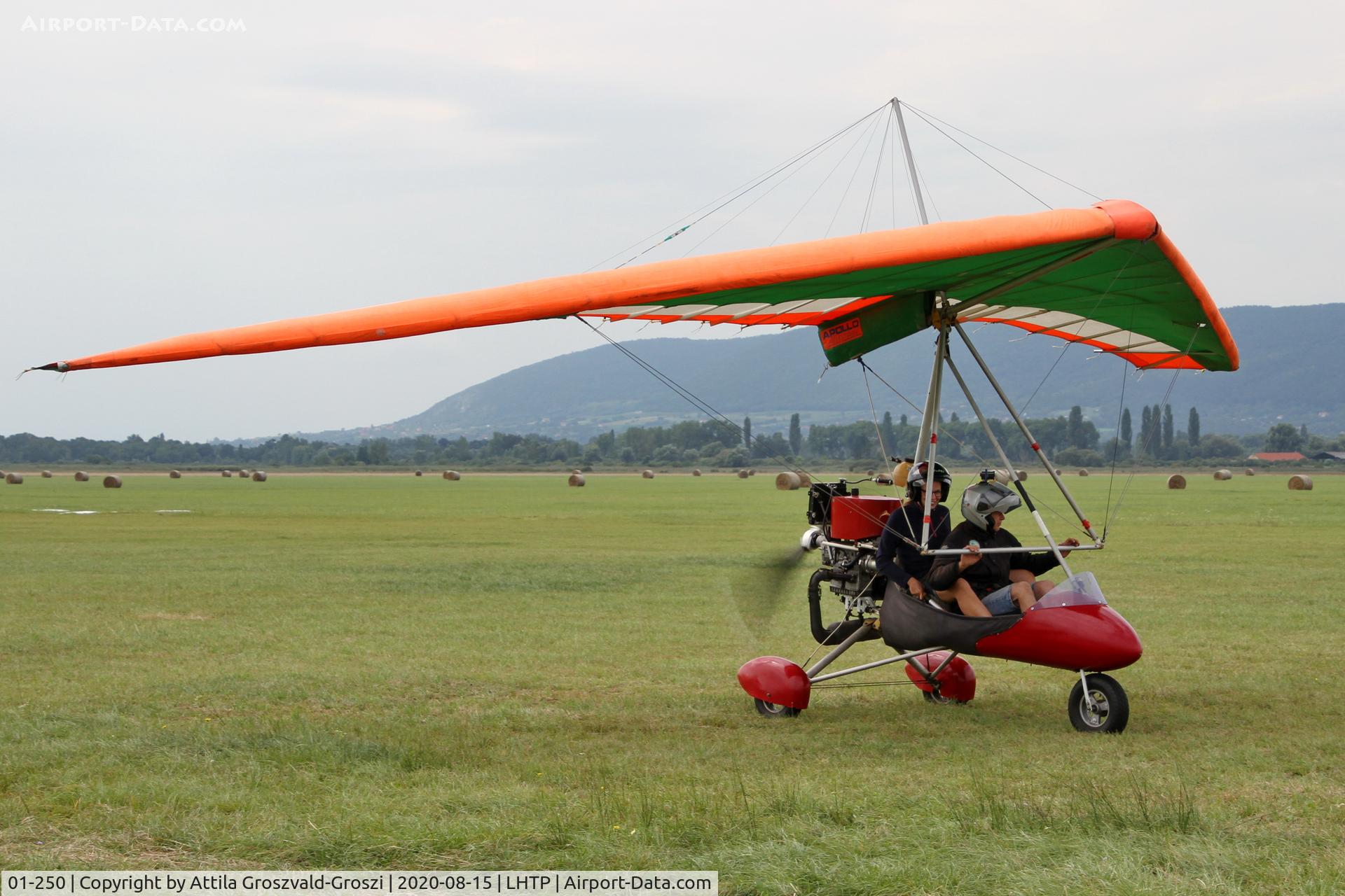 01-250, 1996 Halley Apollo CX-M Racer GT C/N 280396/280296, LHTP - Tapolca Airport, Hungary