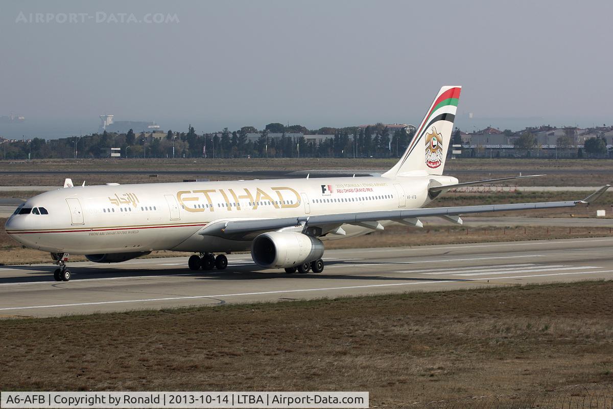 A6-AFB, 2009 Airbus A330-343X C/N 1081, at ist