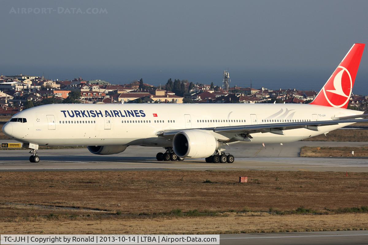 TC-JJH, 2010 Boeing 777-3F2/ER C/N 40792, at ist