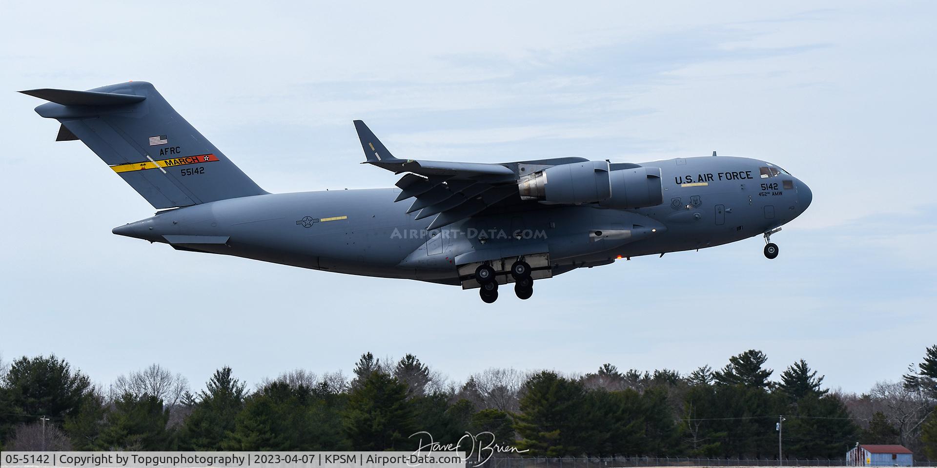 05-5142, 2005 Boeing C-17A Globemaster III C/N P-142, REACH4162 stopping in from overseas