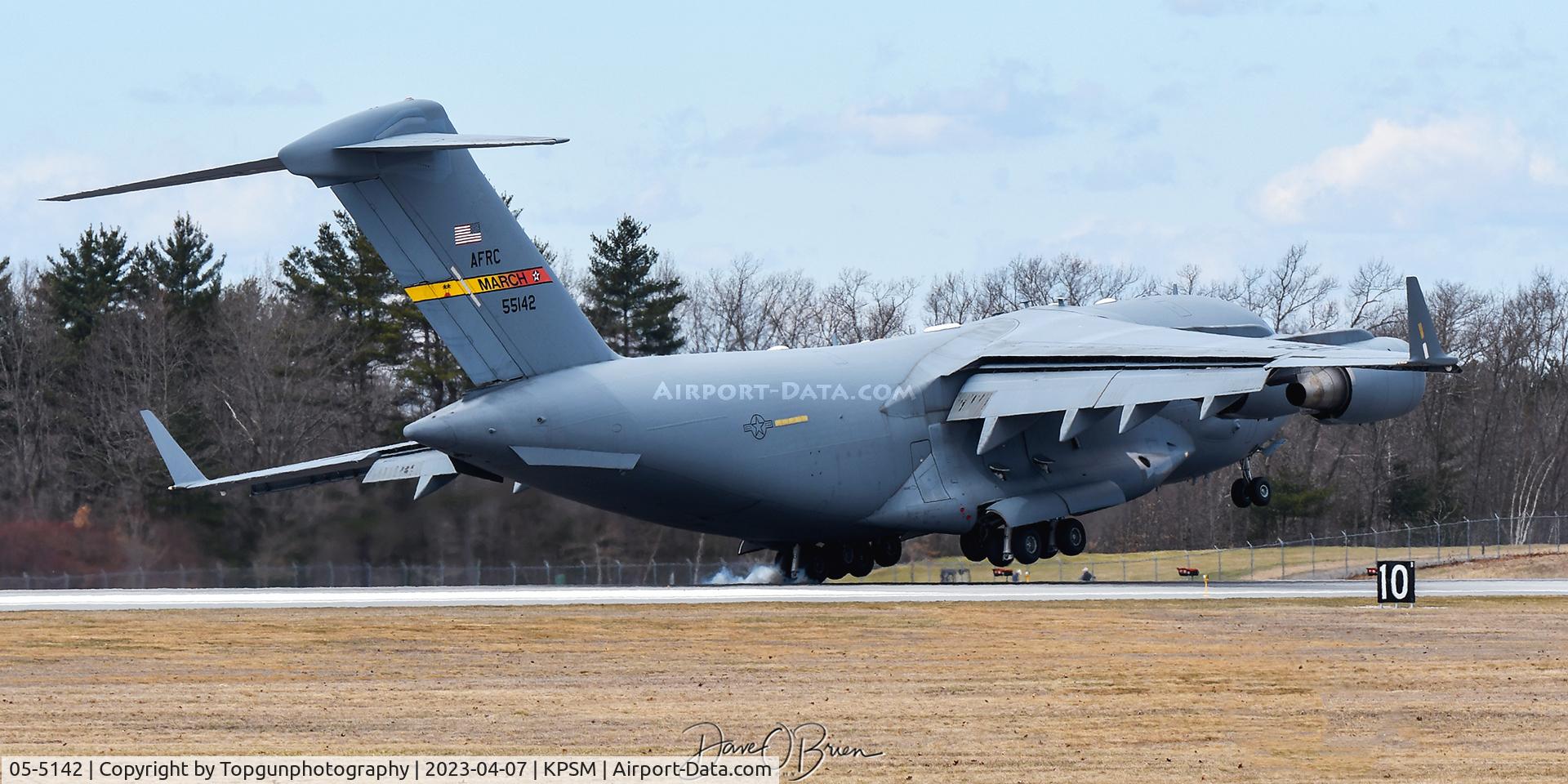 05-5142, 2005 Boeing C-17A Globemaster III C/N P-142, touching down RW34
