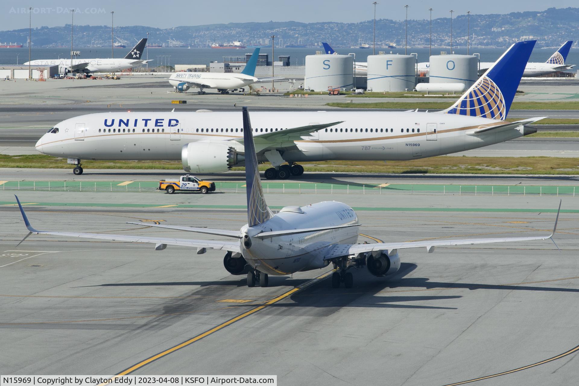 N15969, 2017 Boeing 787-9 Dreamliner C/N 60142, SFO 2023.