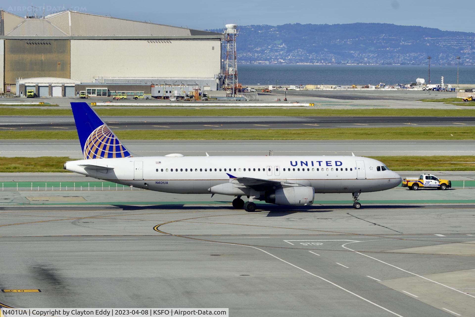 N401UA, 1993 Airbus A320-232 C/N 435, SFO 2023.