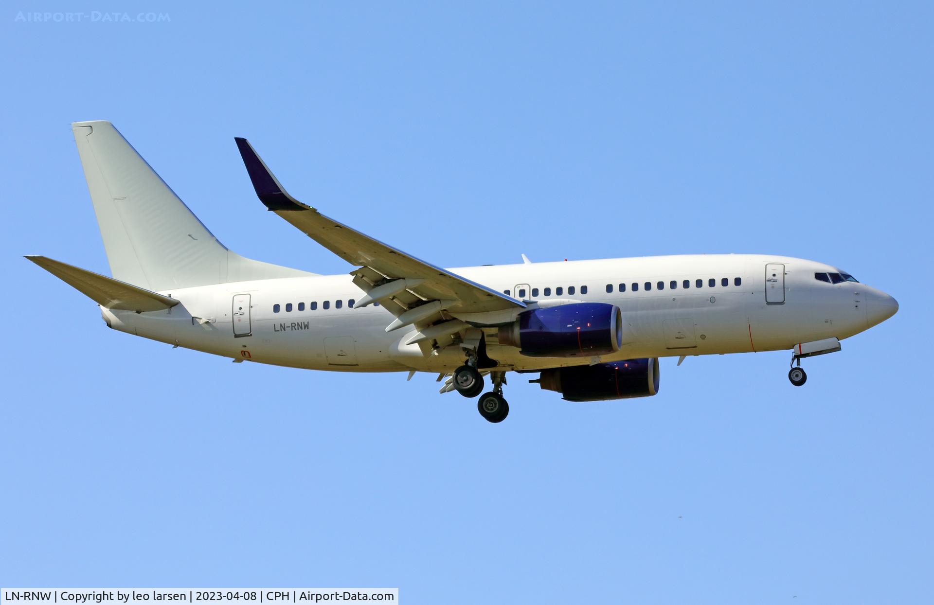 LN-RNW, 2010 Boeing 737-783 C/N 34549, Copenhagen 8.4.2023