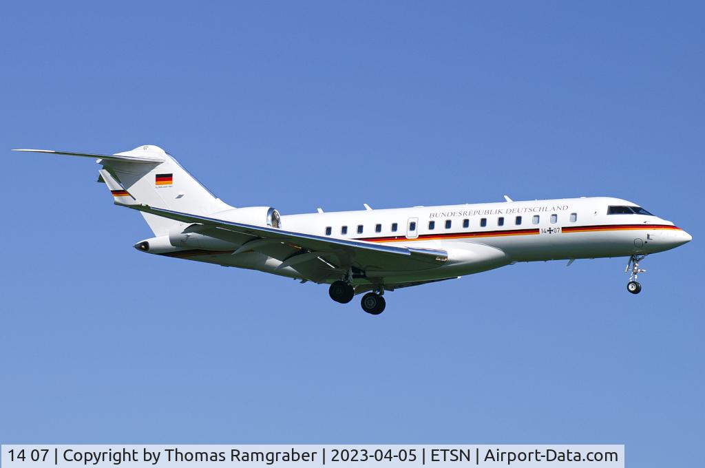 14 07, 2019 Bombardier BD-700-1A10 Global 6000 C/N 9865, Germany - Air Force Bombardier Global 6000